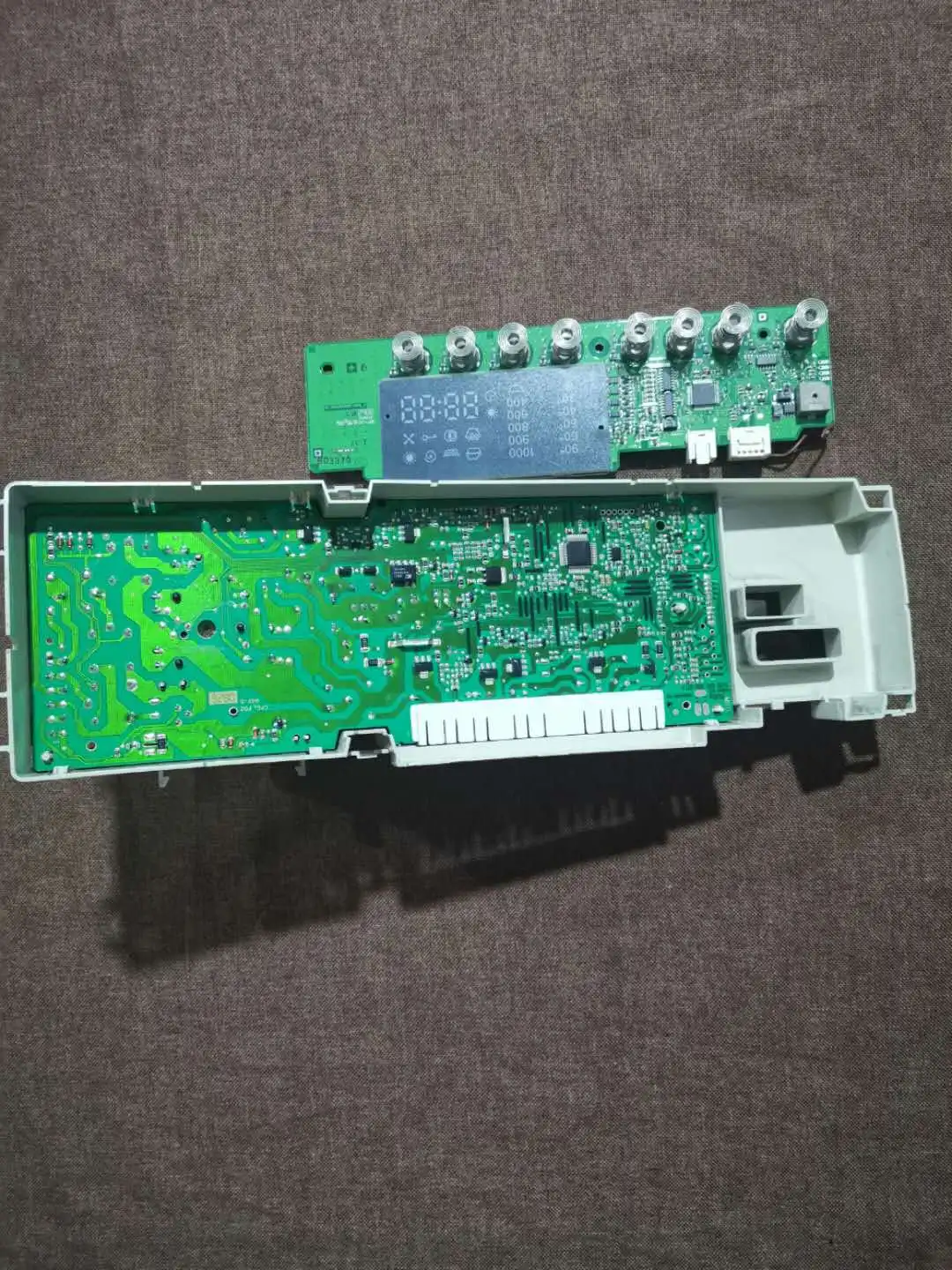 

XQG52-5105WDBSH 5560010275 Проверено: тестирование материнской платы и печатных плат прошло успешно.