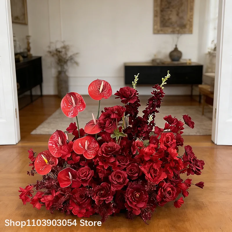 Rote, burgunderrote, schwarze Rosenblumenreihe, Blumenarrangement, Hochzeitshintergrund, KT-Board-Bogenrahmen, Dekoration für Veranstaltungen und Partys. – Detail 10