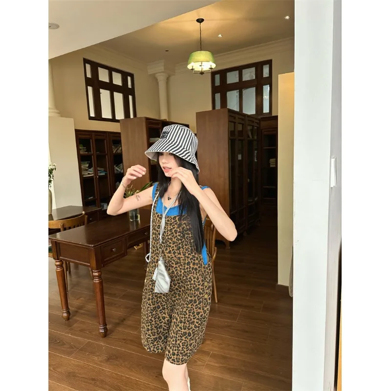 

Нишевый дизайн, универсальные джинсы с леопардовым принтом, женские лето 202, новые свободные и утягивающие шорты на подтяжках для пикантных девушек