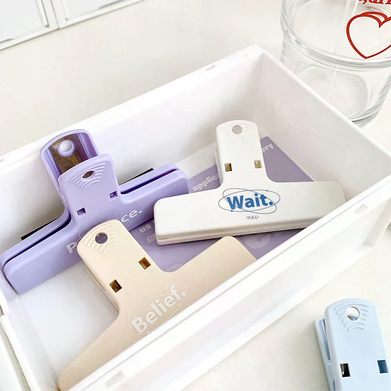 심플 스타일 다기능 자석 클립 메모 폴더 안티 컬링 아티팩트 행잉 홀 포함 학생용 문구류