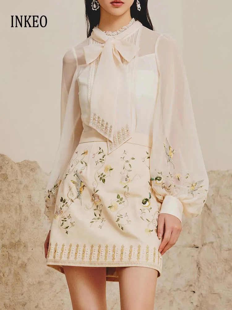 Vintage floral embroidery blouse and skirt women 2 piece set 2025 New Luxury Bow tie shirt and Pearl beading mini skirt 5T006