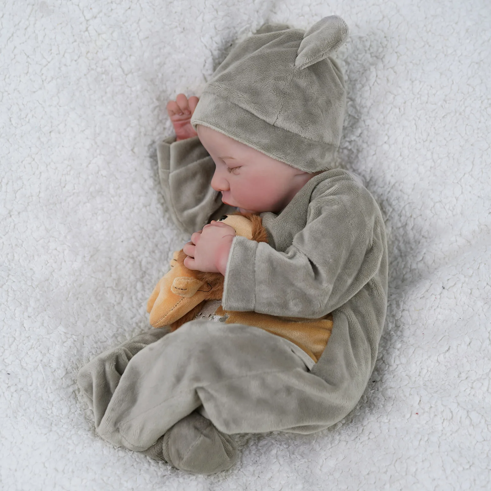 Risbecko 43CM Levi Newborn Baby Doll Reborn Sleeping Soft Silicone Flexible 3D Skin Tone with Visible Veins Hand Paint Hair Doll