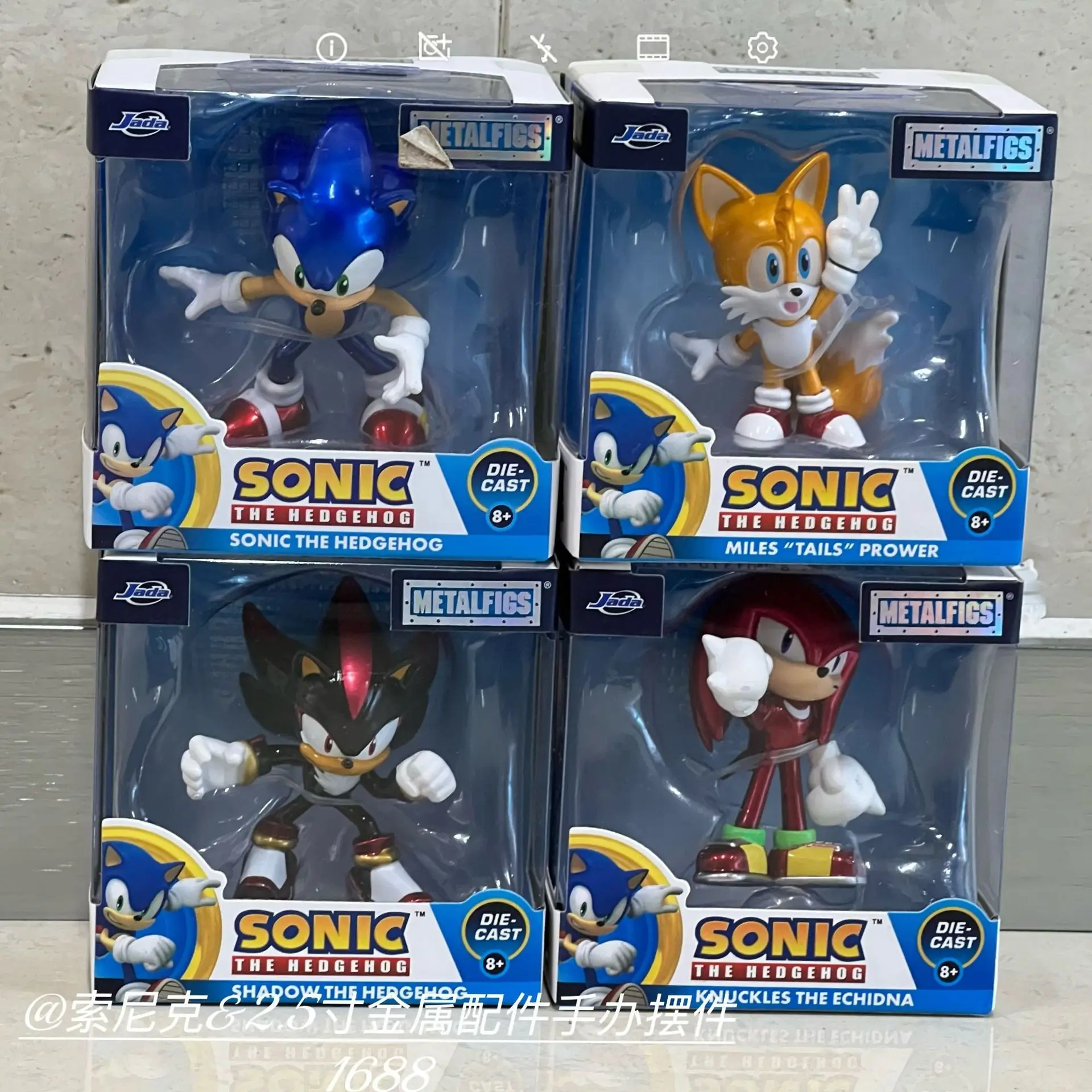 Figura de acción aleatoria de 1 pieza de personajes populares de anime y videojuegos: Sonic, Tails, Shadow. Juguete de figura de acción, modelo de personaje, regalo de cumpleaños para niños.