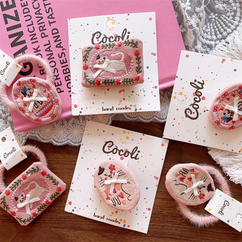 

Spring Handmade Embroidered Fabric Hair Ties for Little Girls Alphabet Animal Head Design Cute Soft Elastic No Damage Daily Wear