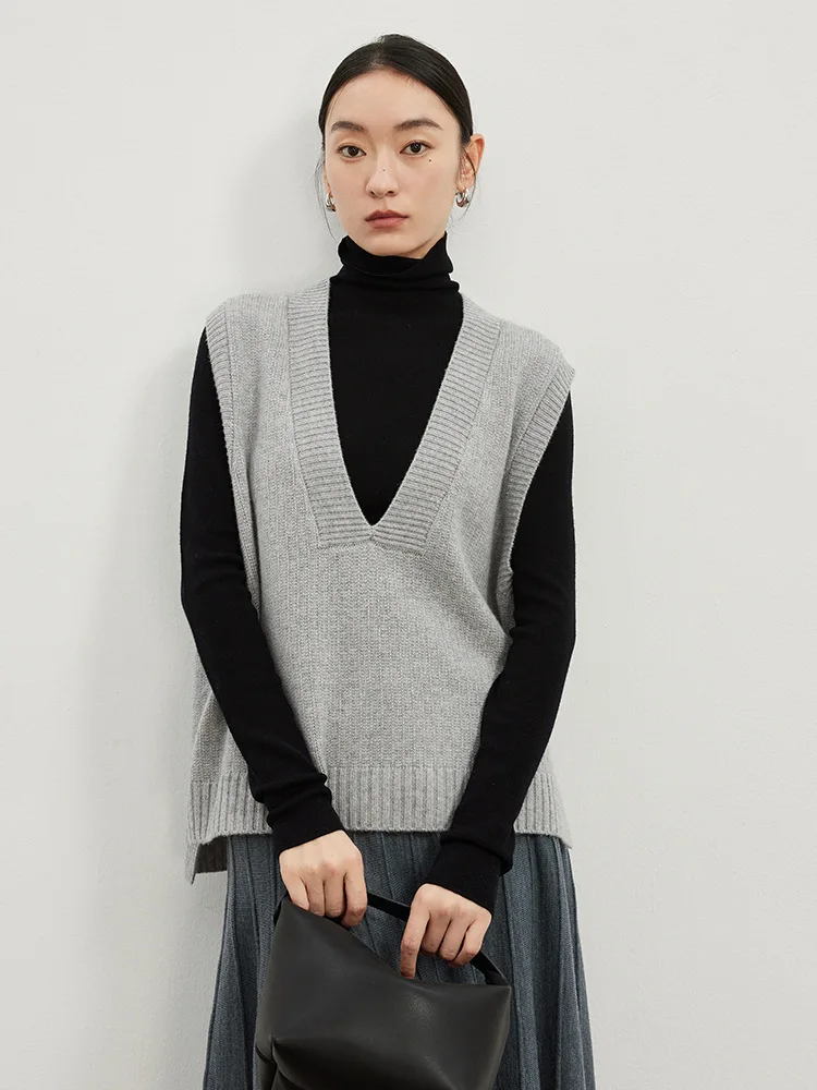 Winsleter-Maglione gilet elegante in lana al 100%, scollo a V profondo solido, gilet in maglia allentata per pendolari alla moda da donna, autunno 2025 nuovo T59439CC