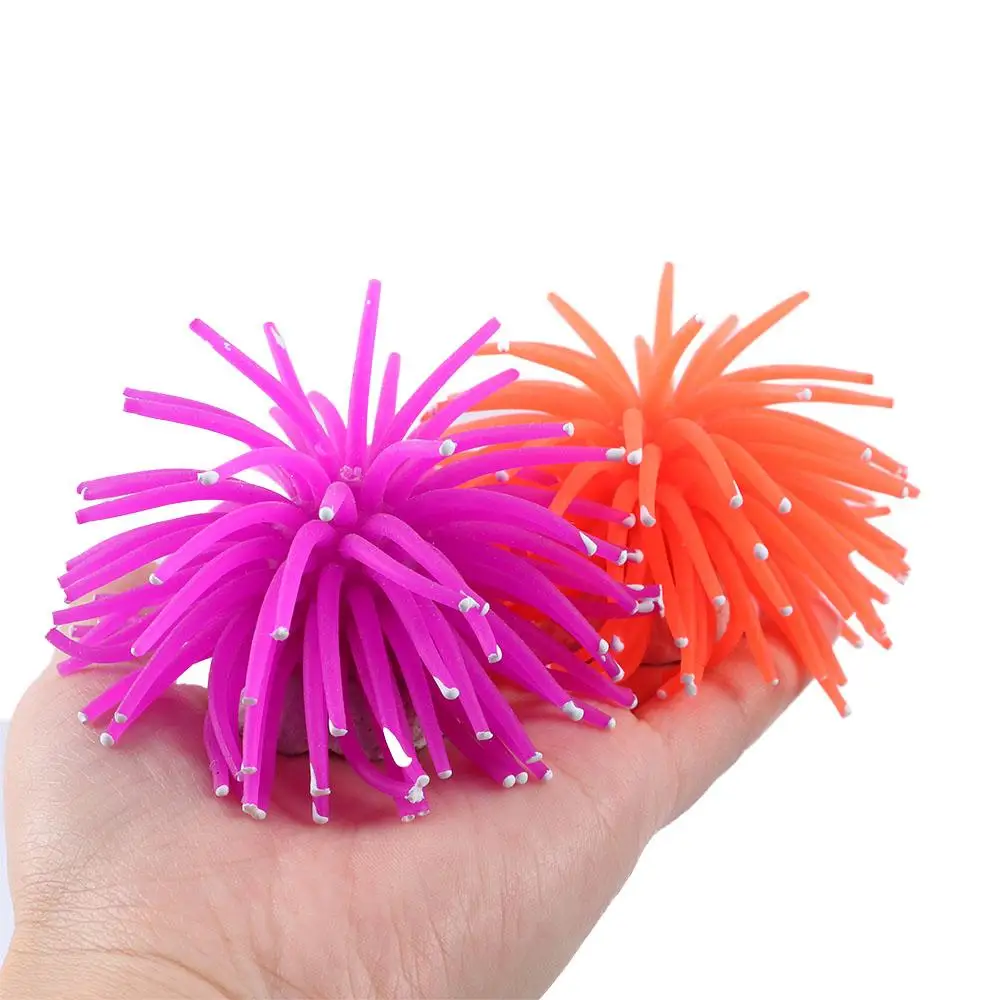 

Plastic 1Pcs 6 Colors Aquarium Fish Tank Decor Underwater Coral Ornament Artificial Coral Silicone Fish Plant