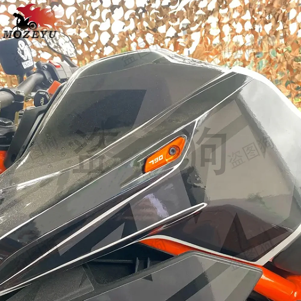 

Motorcycle Duke790 Fuel Tank Tabs Decorative Strip Tank Trim Cover For Duke 790 790Duke 790 Duke L R GP 2018-2023 2024 2025 2026