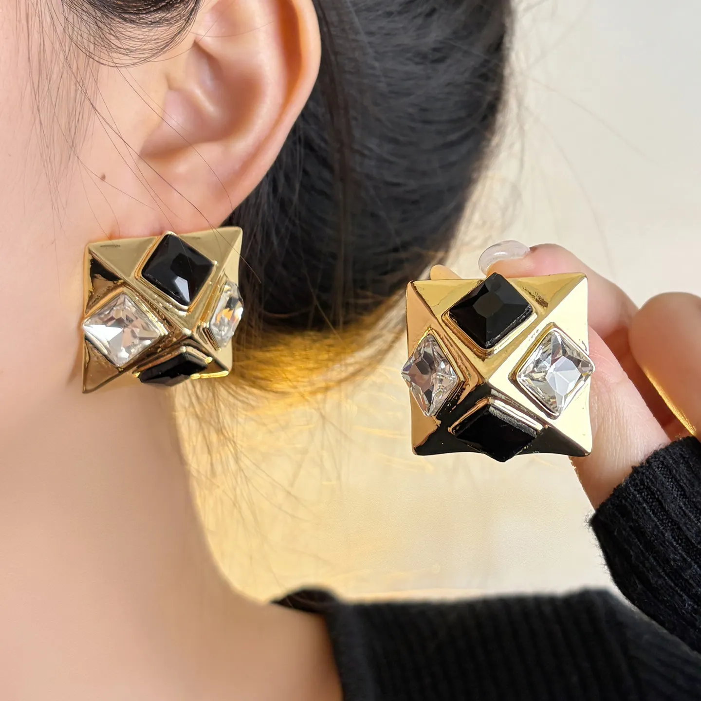 Gold Plated Pyramid Stud Earrings Black and White Crystal Geometric Statement Earrings for Women