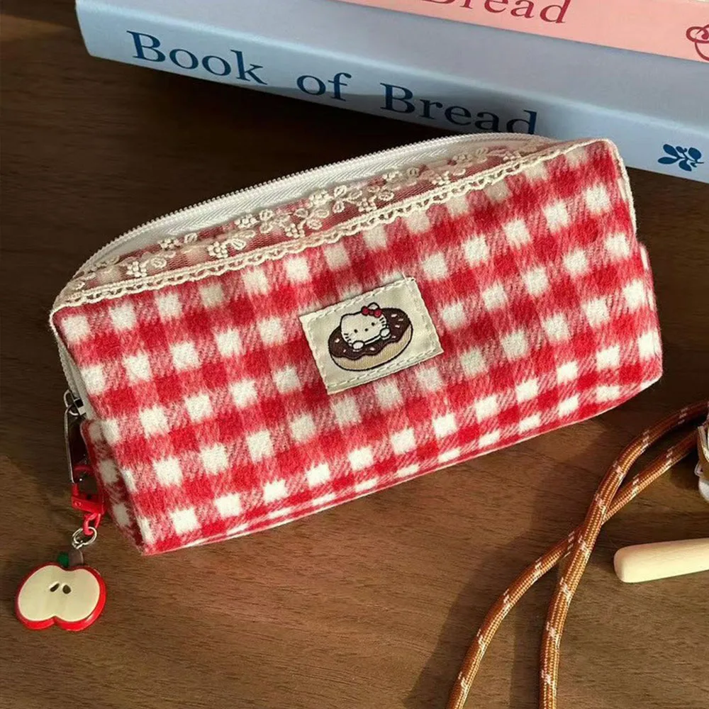 

Ретро Sanrio Hello Kitty красный клетчатый пенал студенческая сумка для хранения Kawaii большая вместительная портативная женская сумка для хранения косметики