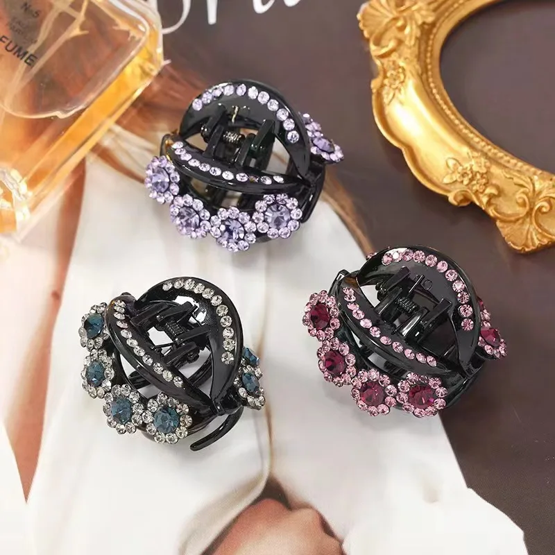 

Elegant temperament rhinestone flower medium hairpin