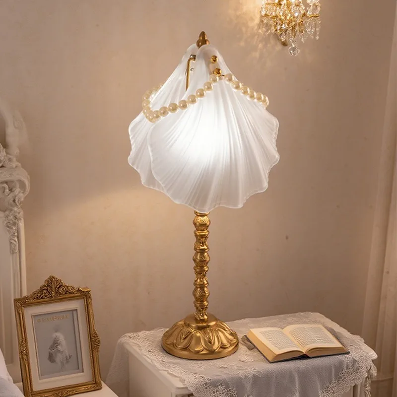 Designer Creative Pearl Shell Glass Floor Lamps Home Decoration Desk Lamps Bedroom Bedsides Study Homestay Indoor Table Lights