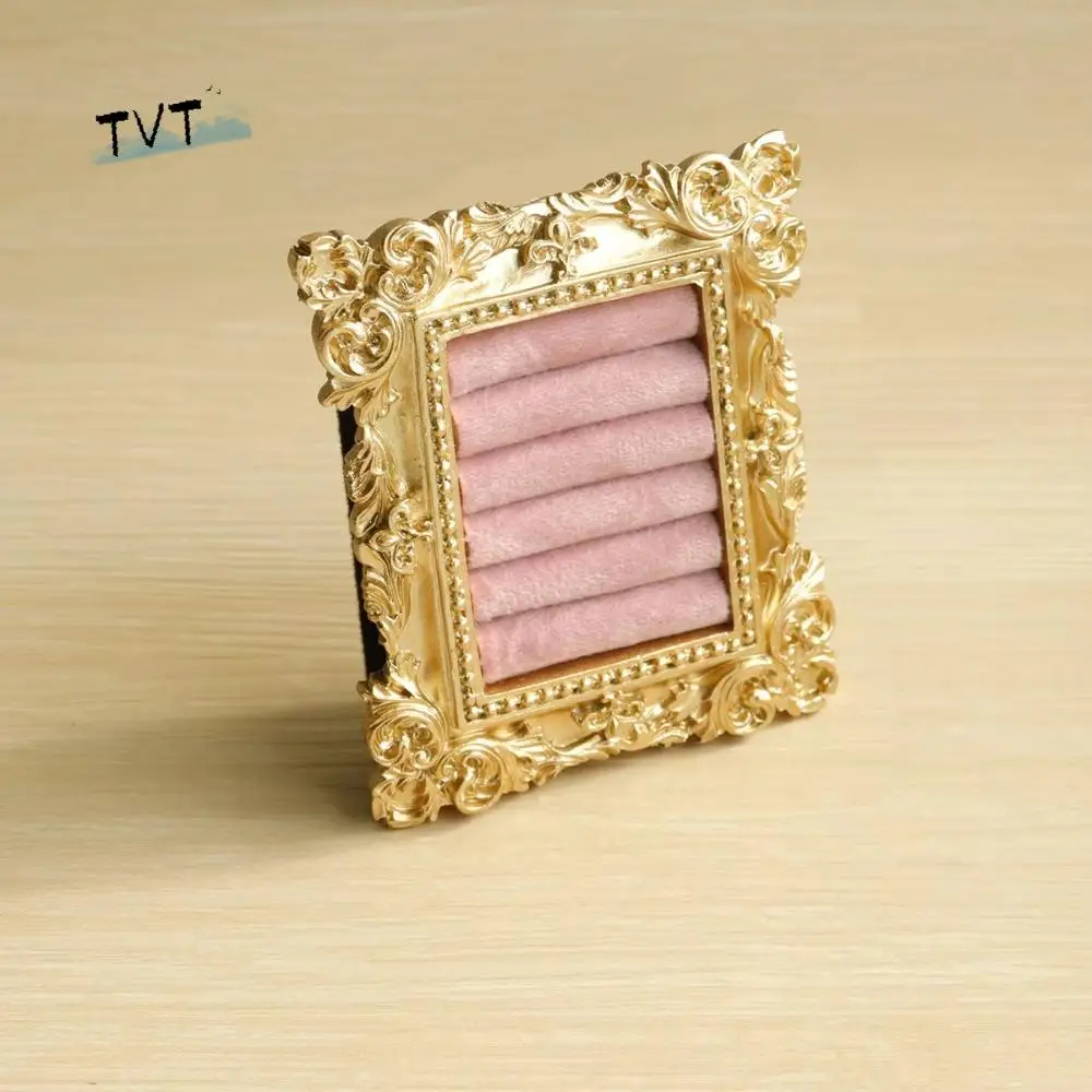 

Vintage Gold Ring Display Stand Baroque Design Photo Frame Suede Earring Tray Exquisite Velvet Organizer Jewelry Display Rack