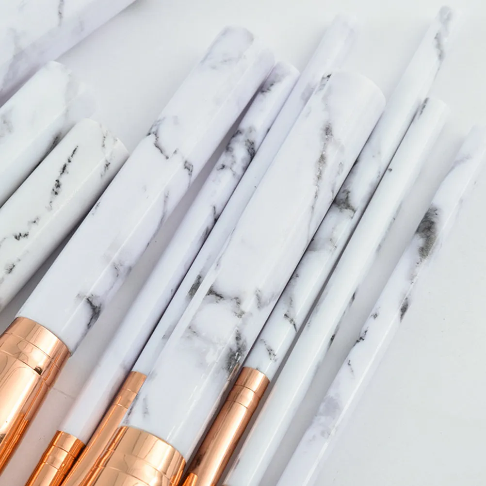 

Набор из 10 элегантных кистей для макияжа в мраморном стиле с ультрамягкой щетиной для нежного нанесения без раздражения – идеальный подарок для женщин