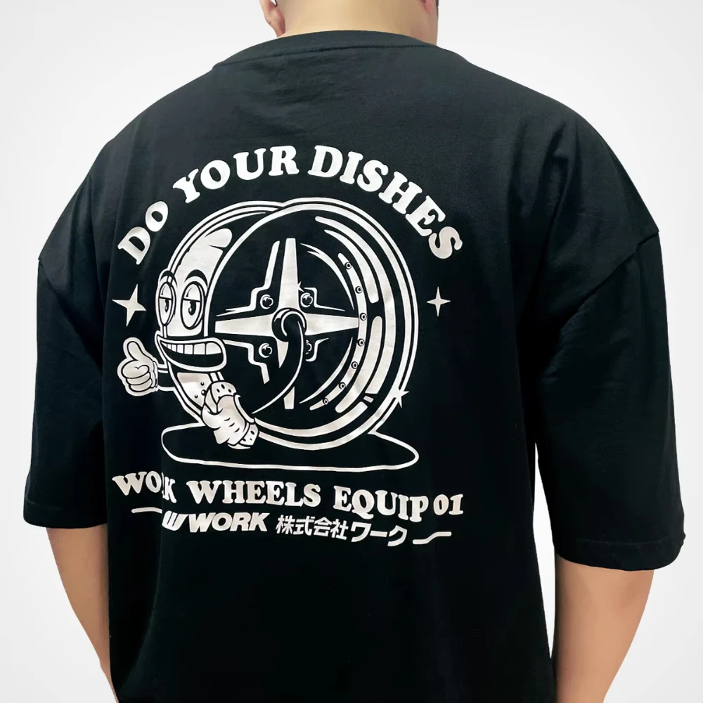 

2025 Keeping Wheels Snail Wheels Fun Cartoon Printed Short Sleeve Motorcycle Graphics Breathable Sweat Absorbent Men's T-shirt