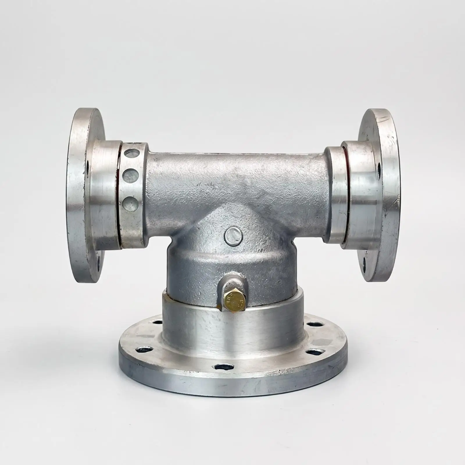 Rotary Sprinkler Connector Base Triple Port Heavy Duty Water Discharge Fitting with Gaskets for Sprinkler Truck