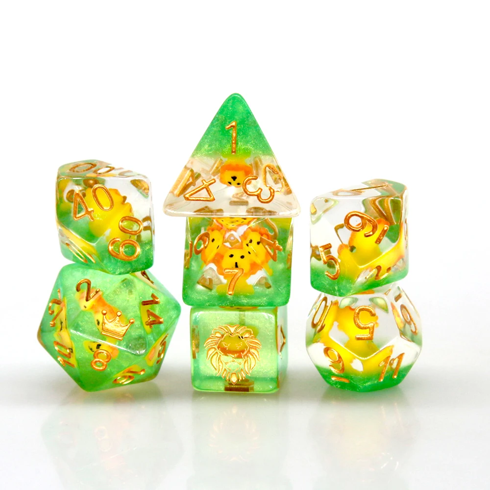 7Pcs/Set DND Dice Transparent Resin Sweet Strawberry Cute Steppe Lion Polyhedral Dice For Role-Playing Table Card RPG Board Game