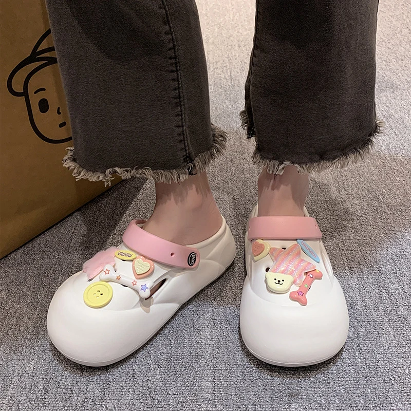 Fashion New Sandals Slippers DIY Cute Cartoon Clogs Women Mules Thick Sole Summer Beach Sandals Cave Hole Female Garden Shoes