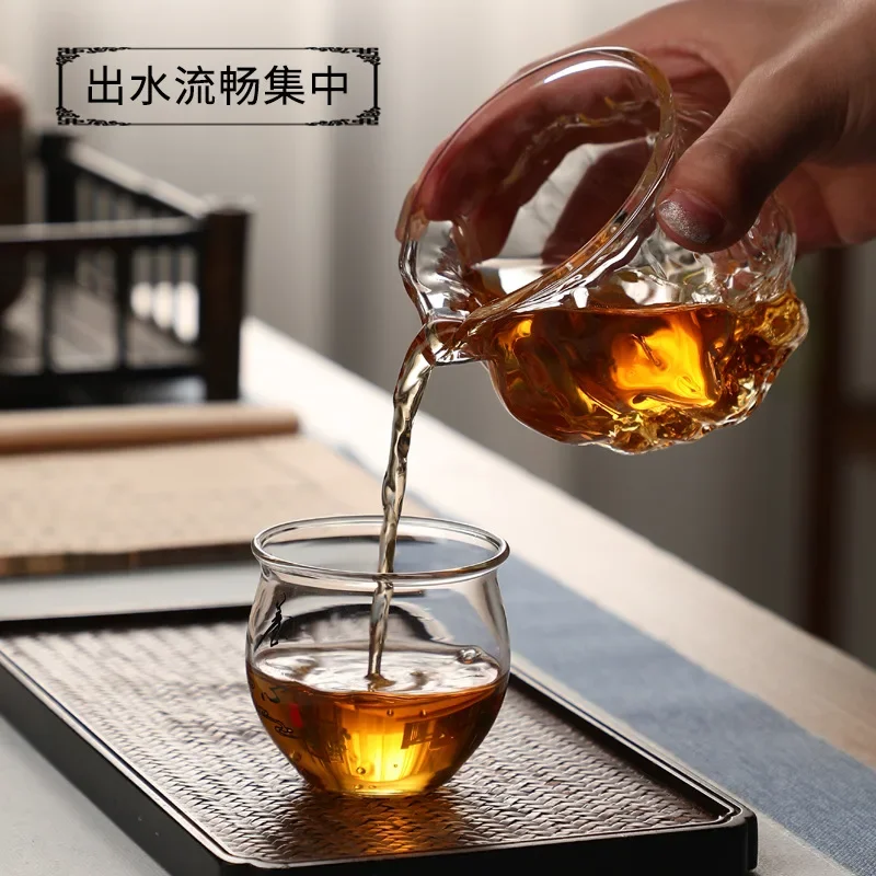Office hammer glass fair cup borosilicate glass thickened walnut camellia teacup