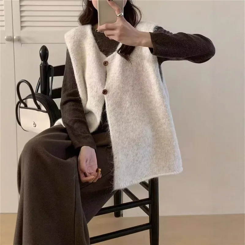 Sleeveless Sweater Vest Women Spring and Autumn Korean Retro Versatile Simple Style New Loose Layering Knitted Vest for Women