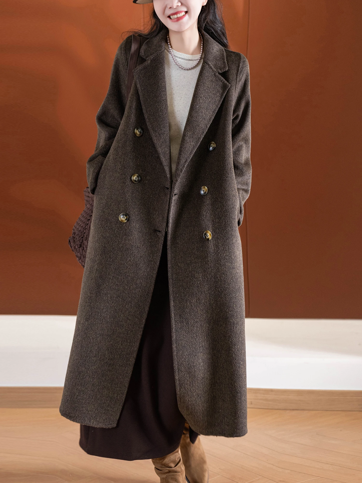 

Тяжелое шерстяное длинное пальто с воротником-стойкой и узором Houtooth от Xiaoa Ear Production Ladies Premium Faion