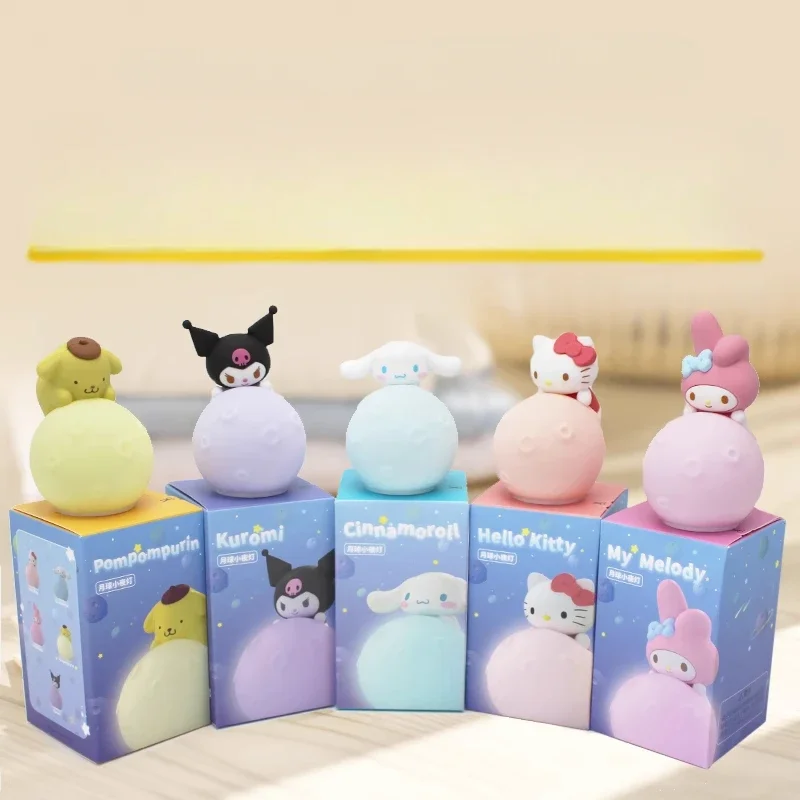 

Sanrio Lunar Nightlight Series слепая коробка игрушки Kawaii милый Hello Kitty Kuromi Melody Cinnamoroll Purin куклы игрушки подарки для детей