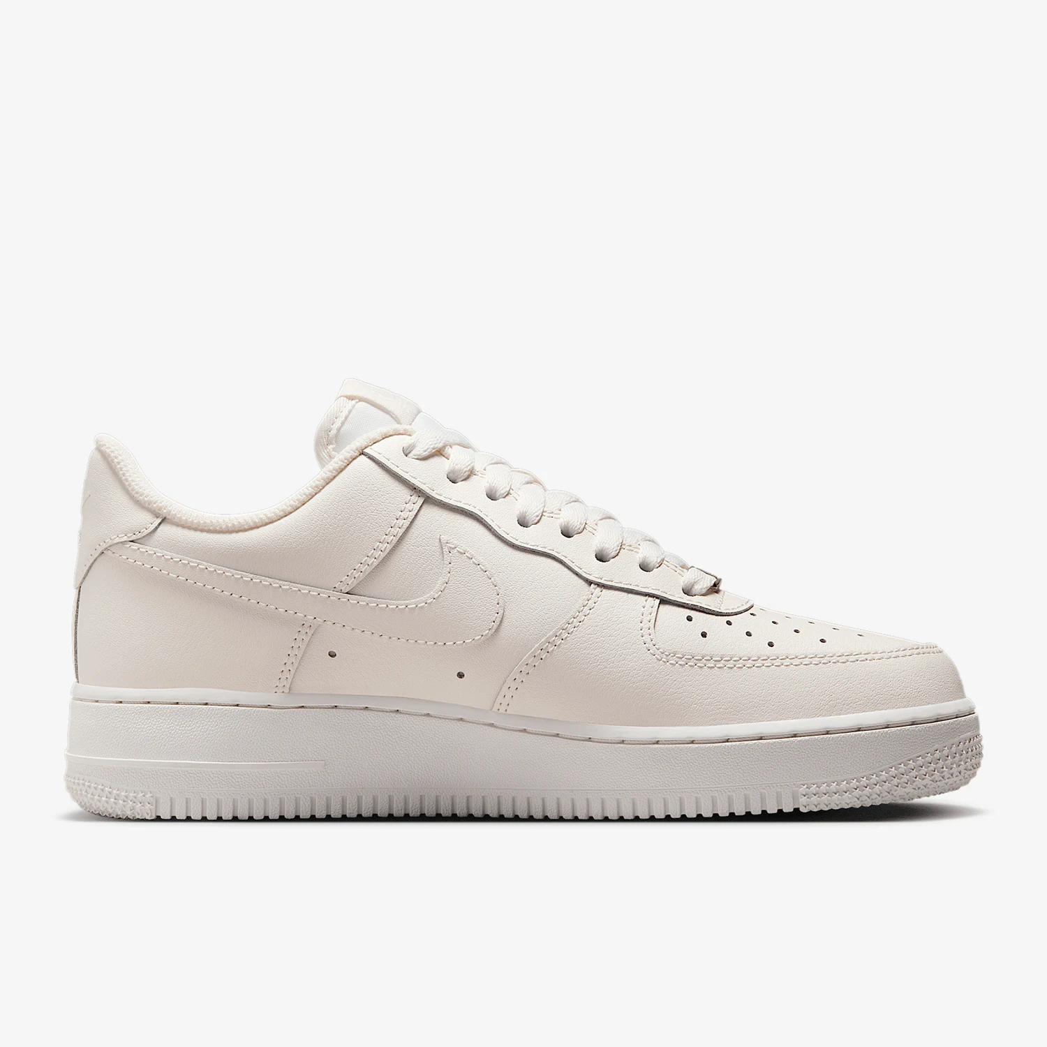 حذاء Nike الرسمي الأصلي الجديد للنساء كلاسيكي خفيف الوزن كاجوال IF1686-161