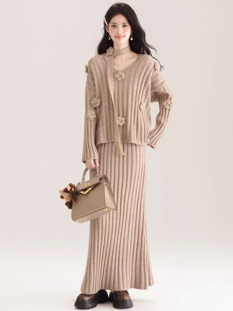 

Корейский стиль, трехмерный топ с цветочным принтом, комплект из двух предметов для женщин, осенне-зимние модные платья в полоску, наряды