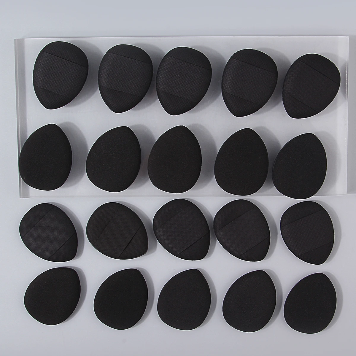 20 stks hot selling duim poederdons zachte spons bladerdeeg concealer luchtkussen mini kleine poederdons