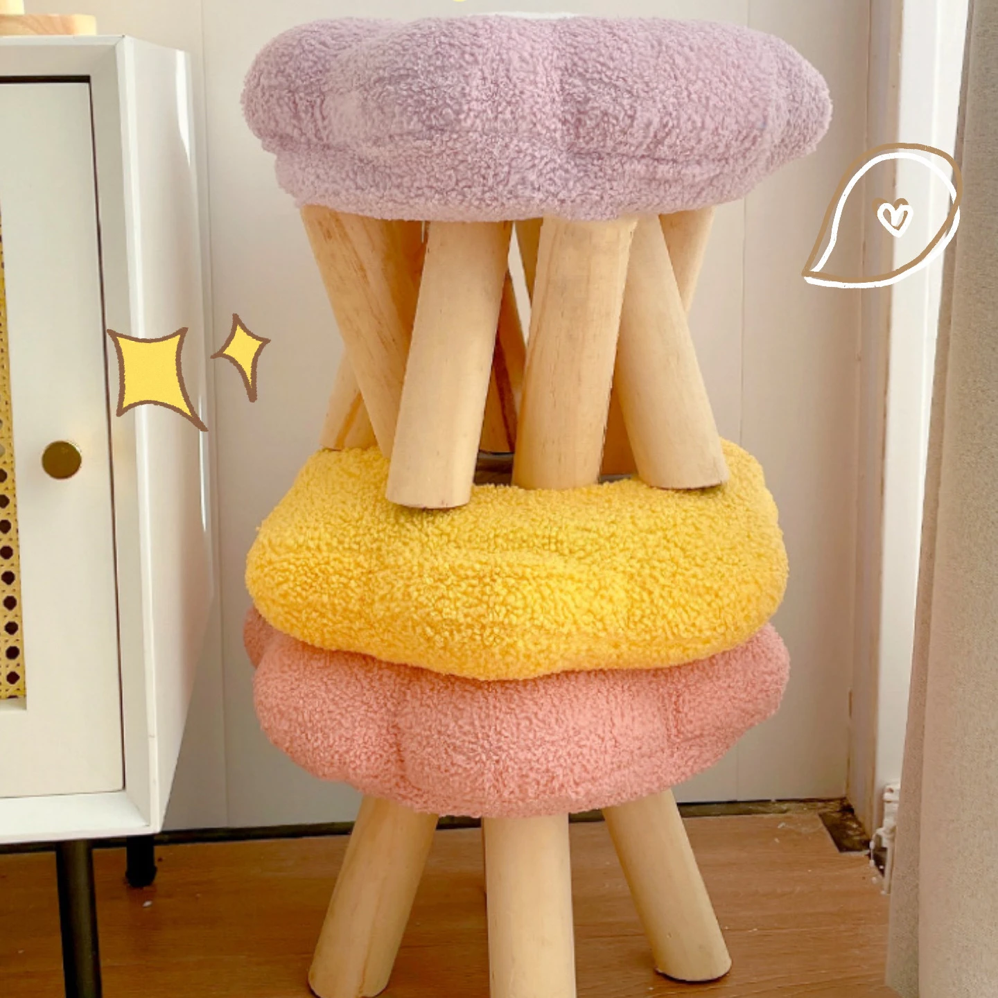 INS Solid Wood Kids Chair Teddy Flower Children Stool For Living Room Indoor Furniture Children's Stool Toy For Safety Kids