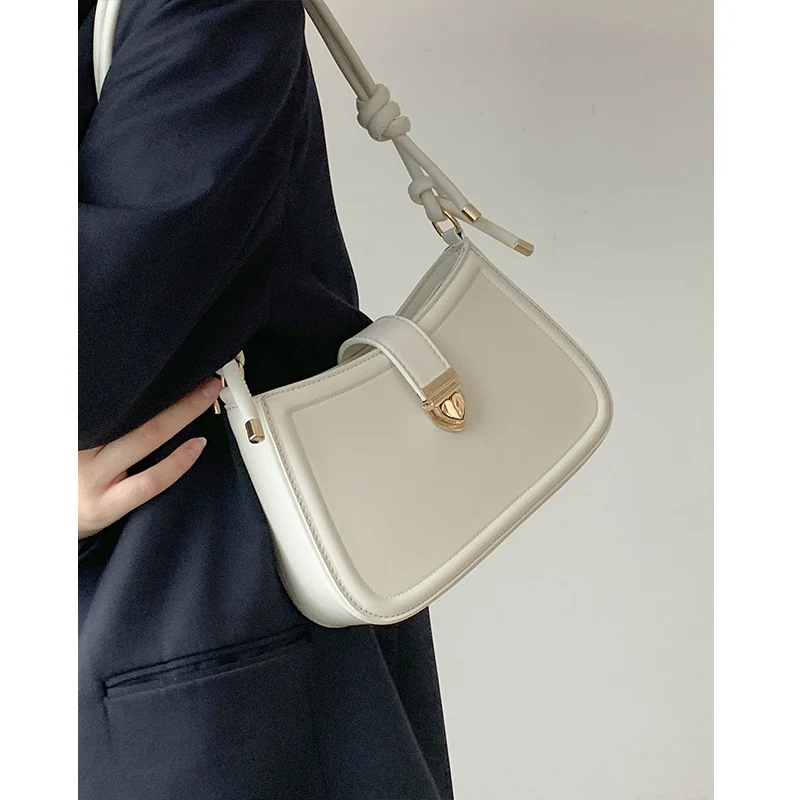 Texture Niche Underarm Bag For Women New 2024 Simple Casual Love Small Square Pack Versatile Commuter Crossbody Shoulder Bags