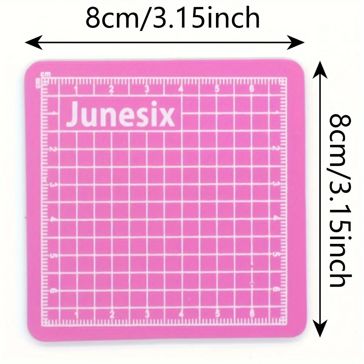 2 pieces of random mini cutting pads, self-repairing cutting pads, non-slip mini cutting boards, scrapbook patchwork accessories