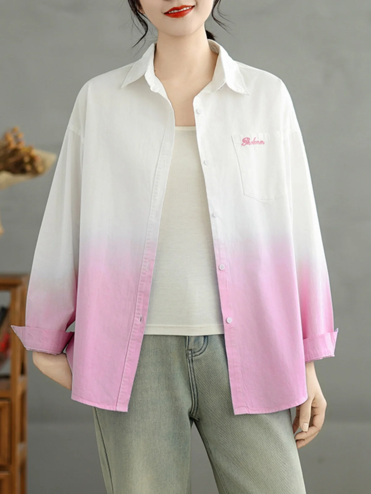 

Хлопковая блузка свободного кроя с пуговицами для женщин, придающая стройность, для фигуры «песочные часы» и «груша»