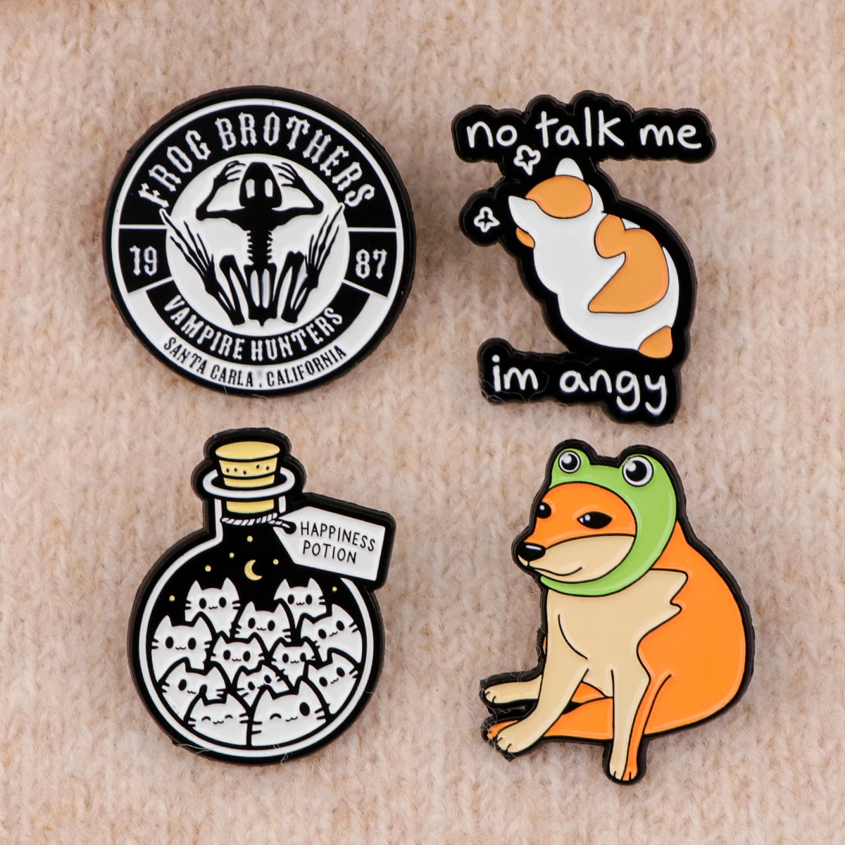Black Cat Enamel Pin Funny Dog Brooch Pines Badge on Backpack Lapel Pins Clothing Accessories Cute Animal Jewelry Friends Gifts