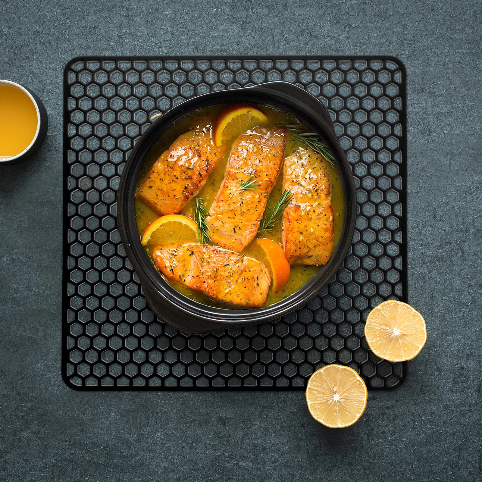 

Silicone Dish Drying Mat for Kitchen Counter Heat Resistant Non-Slip Drain Pad Hollow Design Multi-Functional Sink Mat for Home