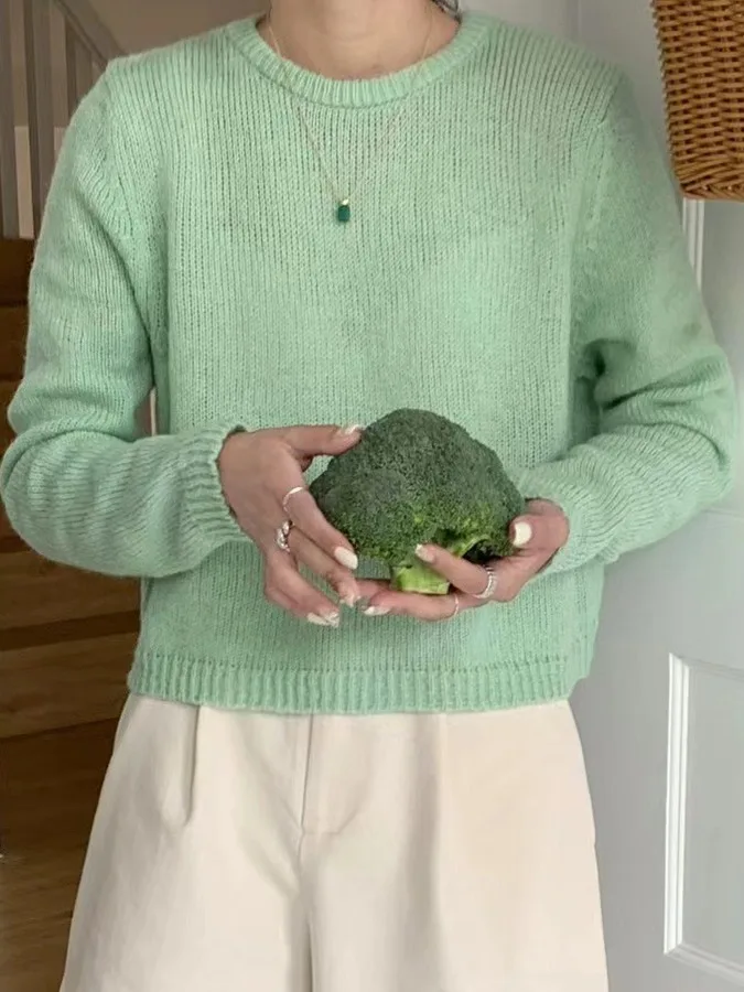 เสื้อถักทรงหลวม แขนยาว คอกลม แฟชั่นสำหรับผู้หญิง ไซส์เล็ก ใส่สบาย รุ่นใหม่ล่าสุดสำหรับฤดูใบไม้ร่วง