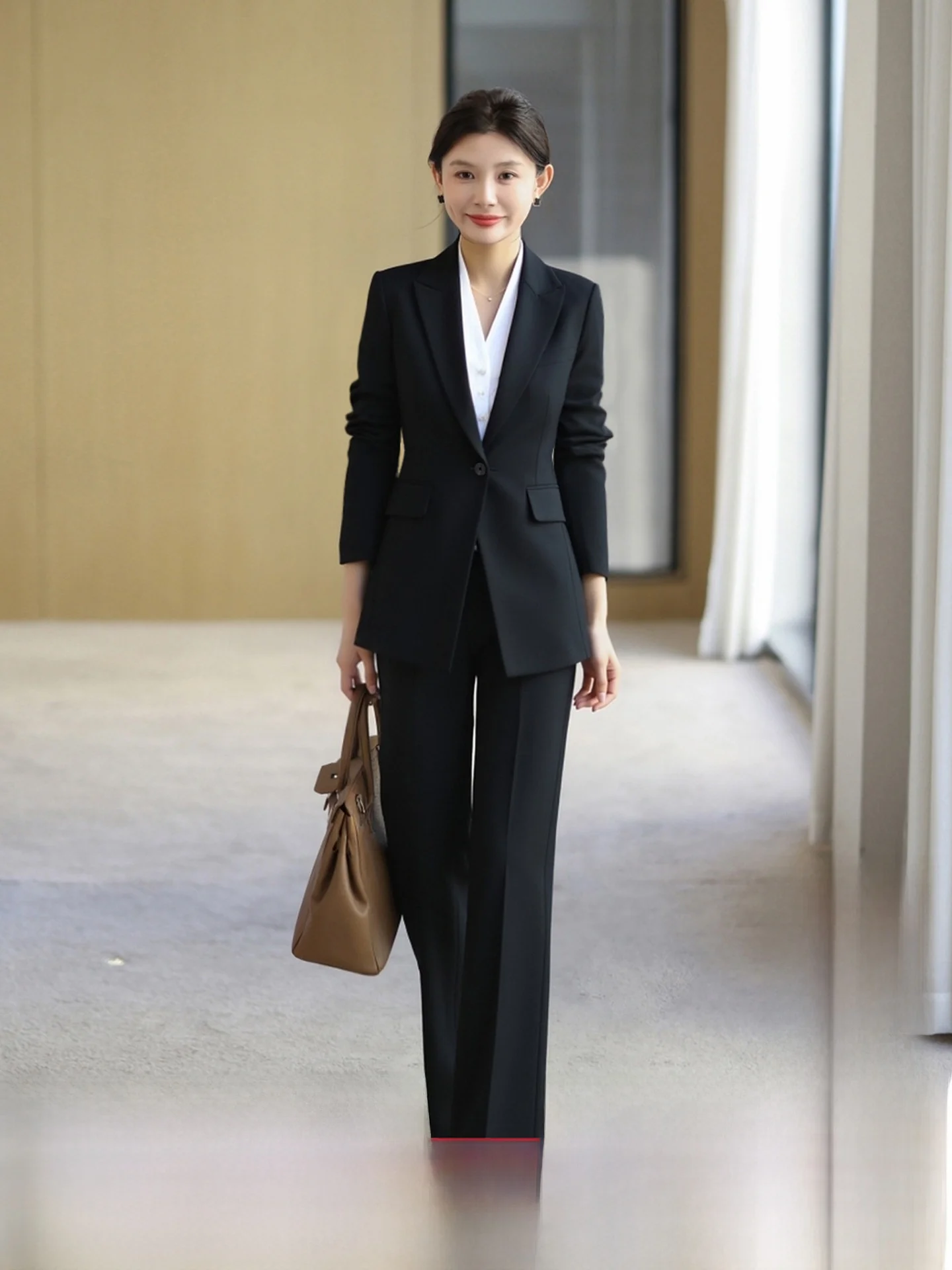 

Профессиональный женский деловой костюм для собеседований и работы: брюки прямого кроя, элегантный комплект, высококачественный пиджак