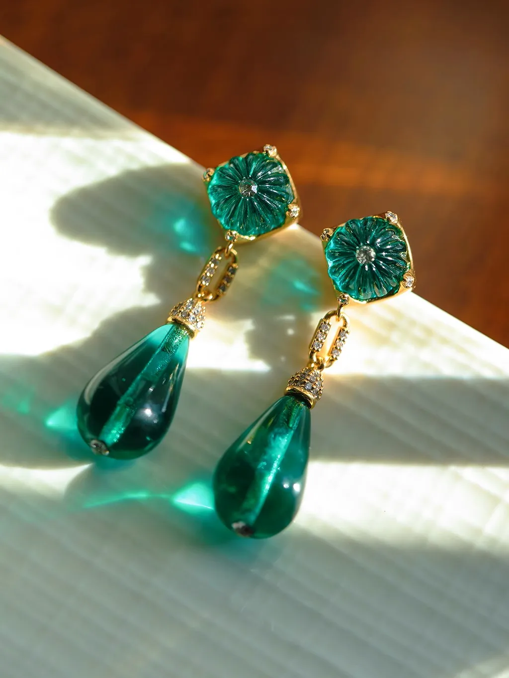 Vintage Jewelry-like 925 Silver Needle Antique Glass Imitation Emerald Earrings