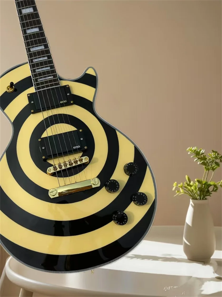 Custom electric guitar, Zakk guitar, gold accessories, EMG pickup, classic black and white stripes,