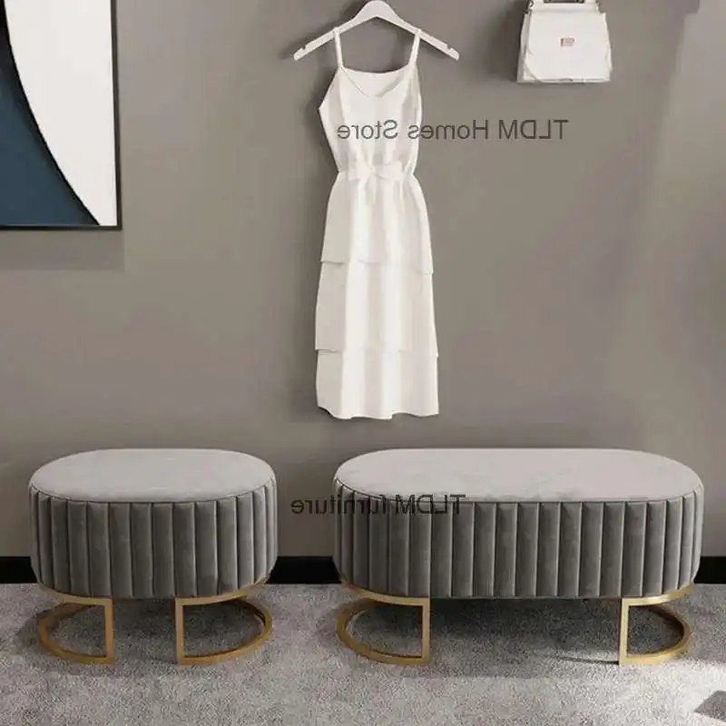 

Скандинавский прихожая, крыльцо, пуфик для отдыха, скамейка, минималистичная квартира, табуреты для смены обуви, балкон, кафе, Viila, повседневный туалетный столик L