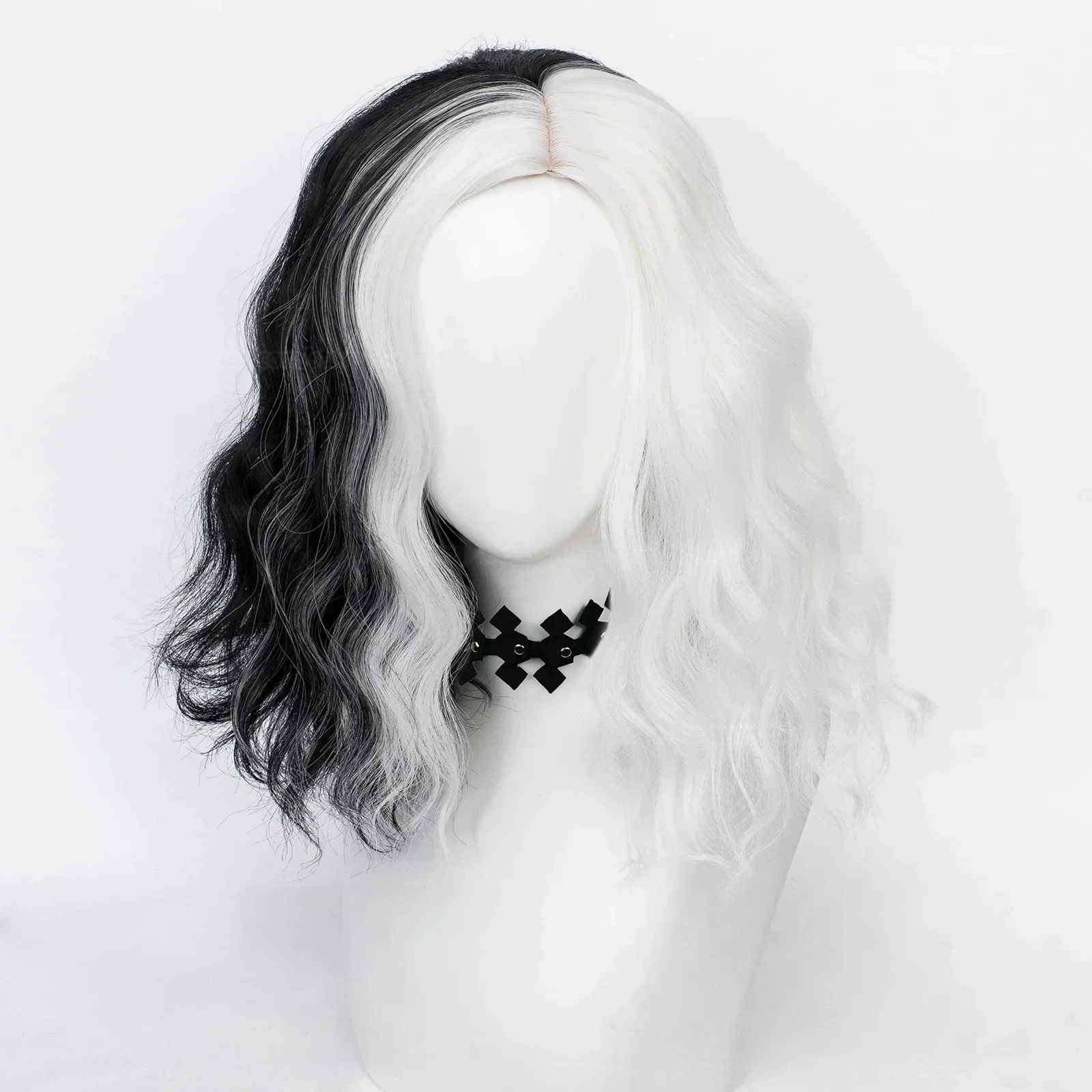 Anime Cruella De Vil Cosplay Pruik Rekwisieten Cruly Half Zwart En Half Wit Hittebestendig Synthetisch Haar Pruiken Masker Handschoenen Ketting