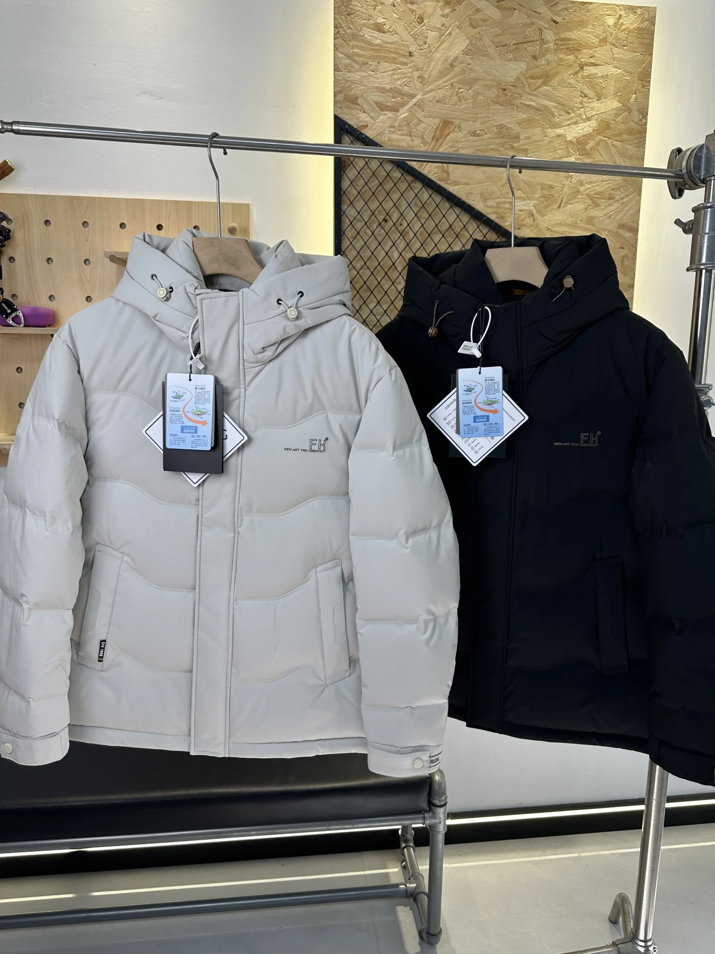 

Ultra-Value Series High-Loft Du down Jaet Winter Outdoor Men's Coat Warmth Anti-Cold Hooded down Jaet Polyester Fiber