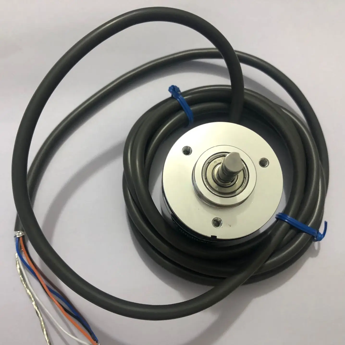 E6B2 CWZ6C  Rotary Encoder E6B2-CWZ6C 20 30 40 60 100 200 360 400 500 600 1000 1024 1800 2000 2500P/R 5-24v