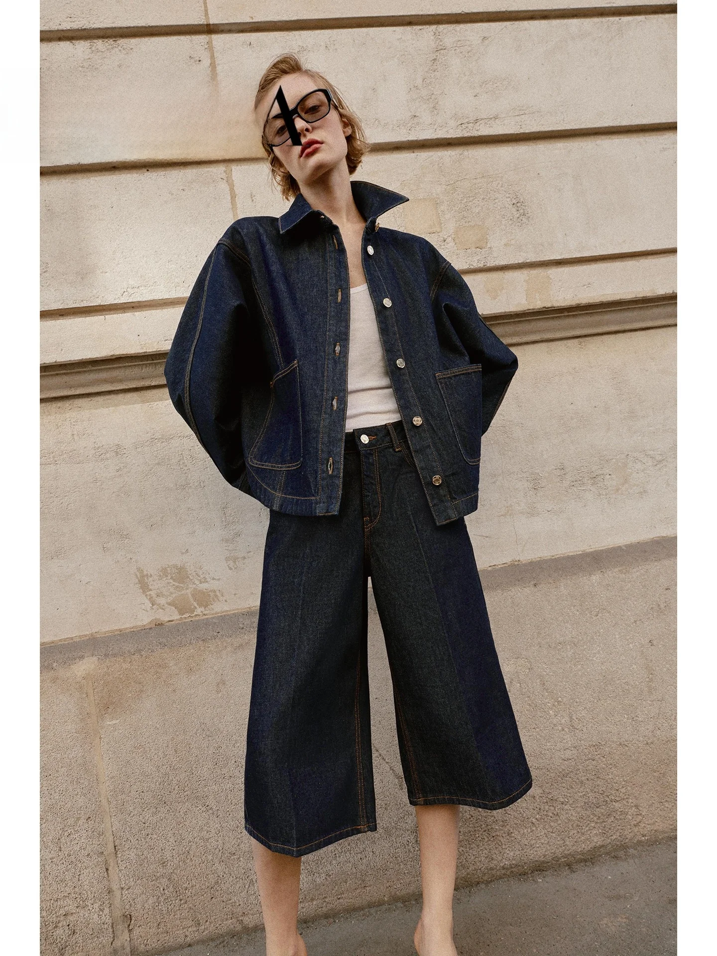

Summer 2026 High Waist Casual Denim Short Pants Women's Versatile Loose Fit No Stretch Fabric Ladies Premium Jeans