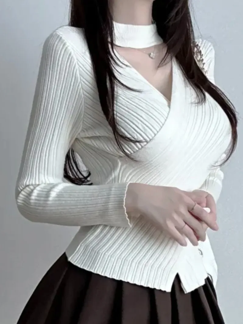 

Sexy Cross V-Ne Hanging Ne Knitted Base irt Women Long Sve Design Sensual White Sweater Korean Sle Commute Faion
