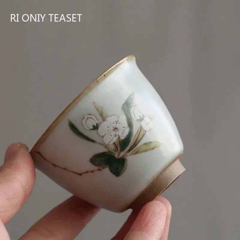 

Boutique Ru Kiln Ceramic Teacup Travel Meditation Cup Hand Painted Flower Pattern Tea Bowl Pu'er Master Cup Tea Set Accessories