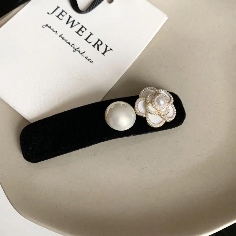 

Exquisite Velvet Camellia Hair Clip Pearl Hair Accessories Retro BB Clip Hair Ornaments Hairpin Sweet Barrettes Girls