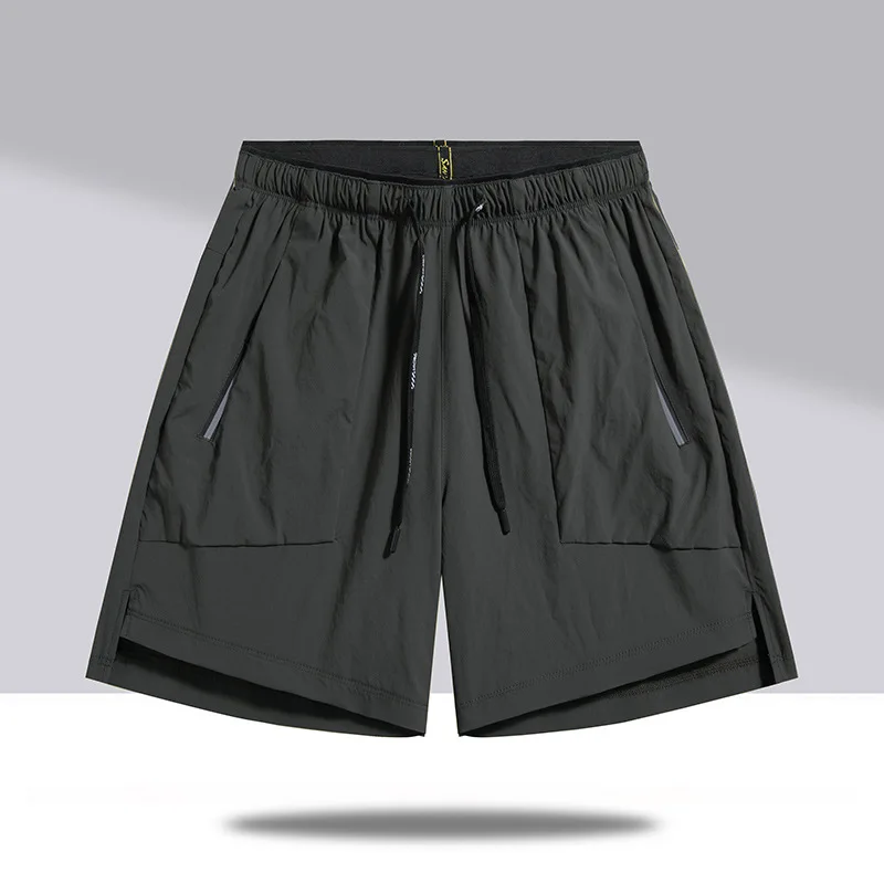 

Shorts Men with Zippered Pockets Quick-dry Elastic lightweight Outdoor Fitness Reflective Strips Bottoms 5-inch Casual Shorts