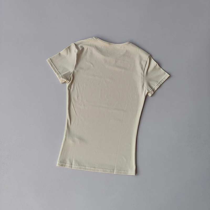 Hautfreundliche, einfarbige Yoga-Kleidung für Damen: Kurzärmeliges, schnelltrocknendes, elastisches, eng anliegendes T-Shirt, Fitness-Oberteil. – Detail 10