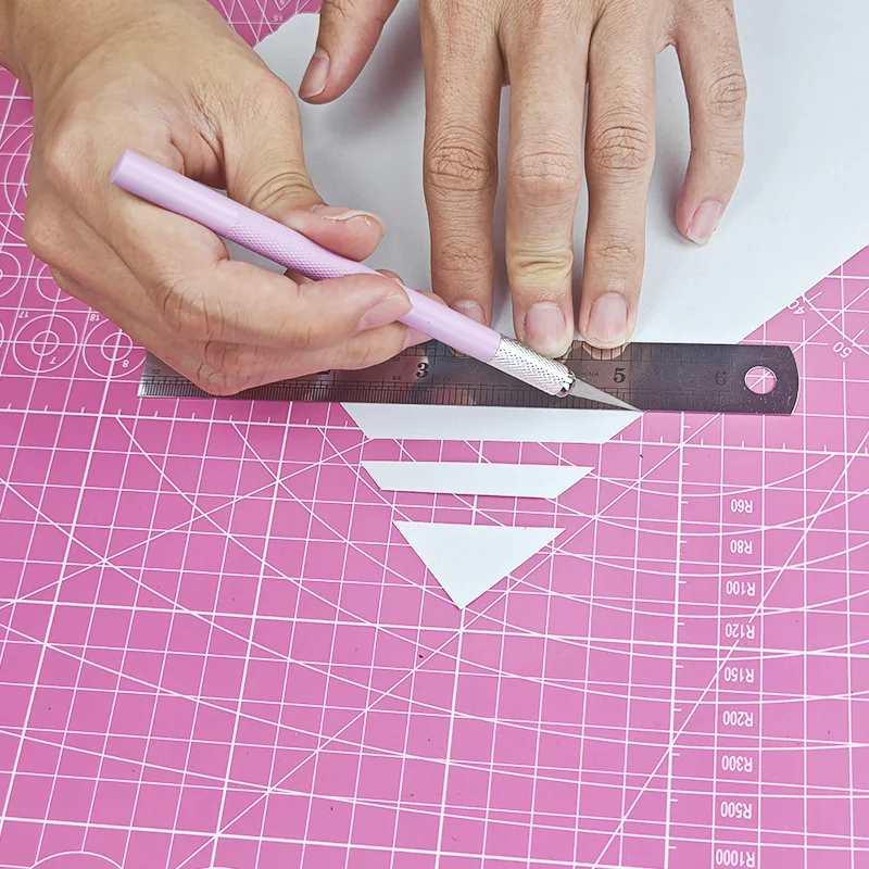 A4 cutting mat pink set 1.2mm cutting mat, carving knife, utility knife, 15CM steel ruler, suitable for DIY hand tools, scrapbooking, model making, utility blades, back-to-school gifts, holiday decorations