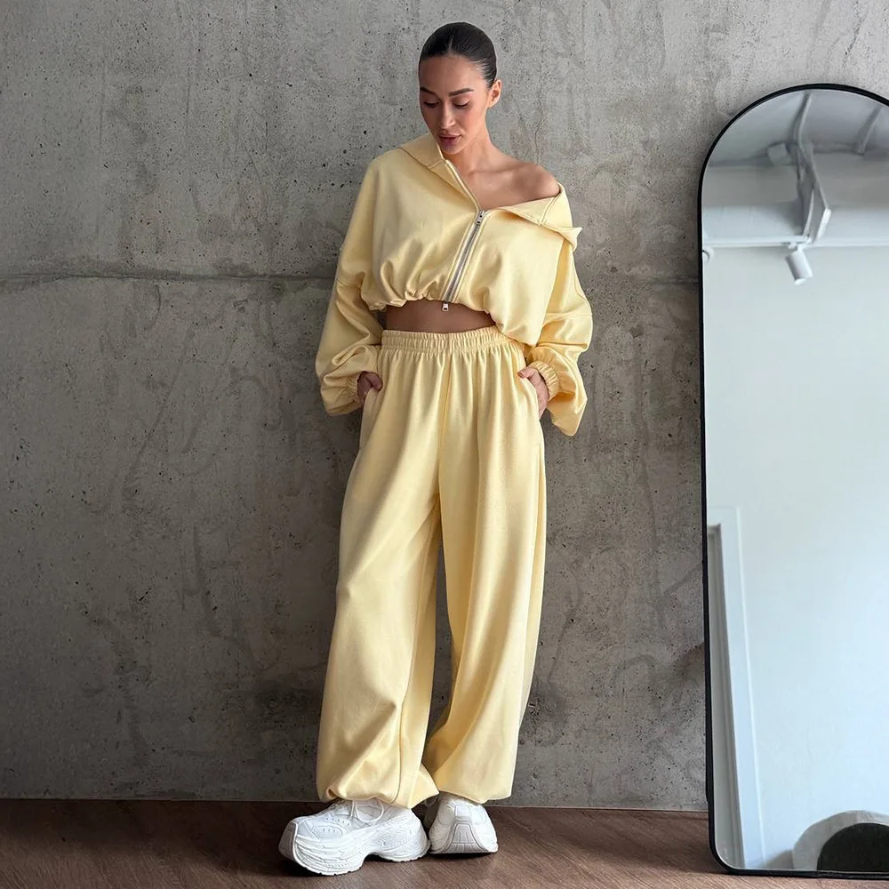 

2025 Autumn New Zipper Hooded Short Top and Long Pants Set for Women